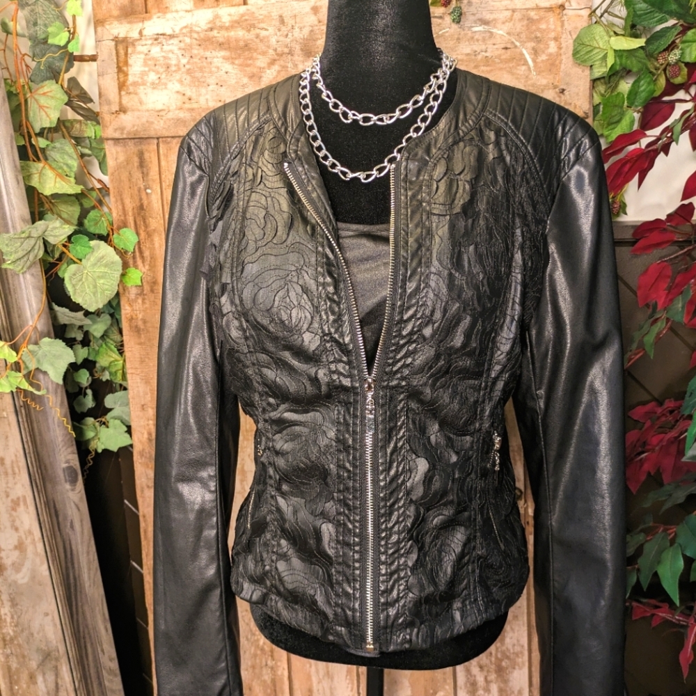 Frank Lyman jacket.    Sz med.